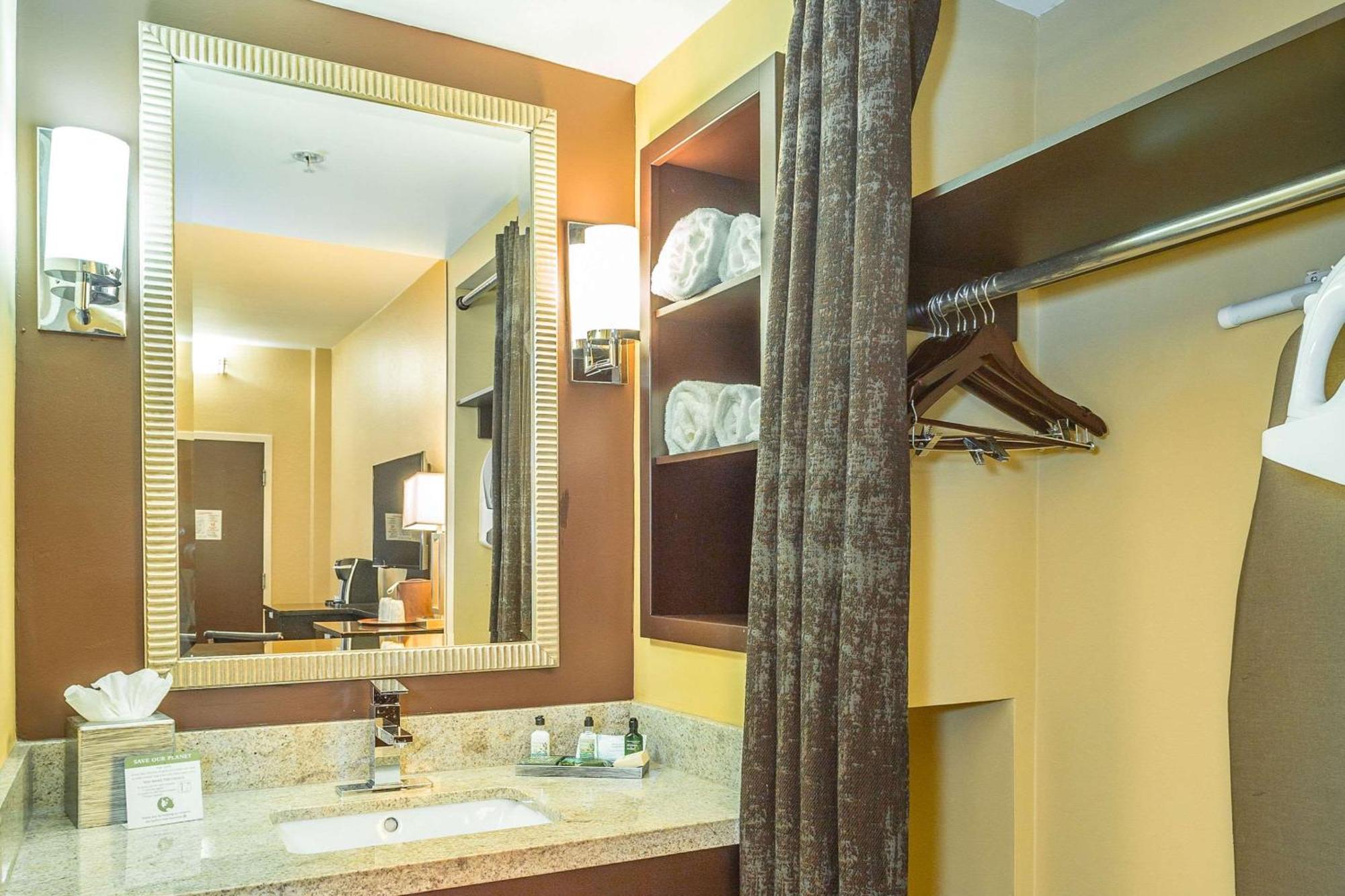 Inn At The Peachtrees, Ascend Hotel Collection Atlanta Eksteriør bilde