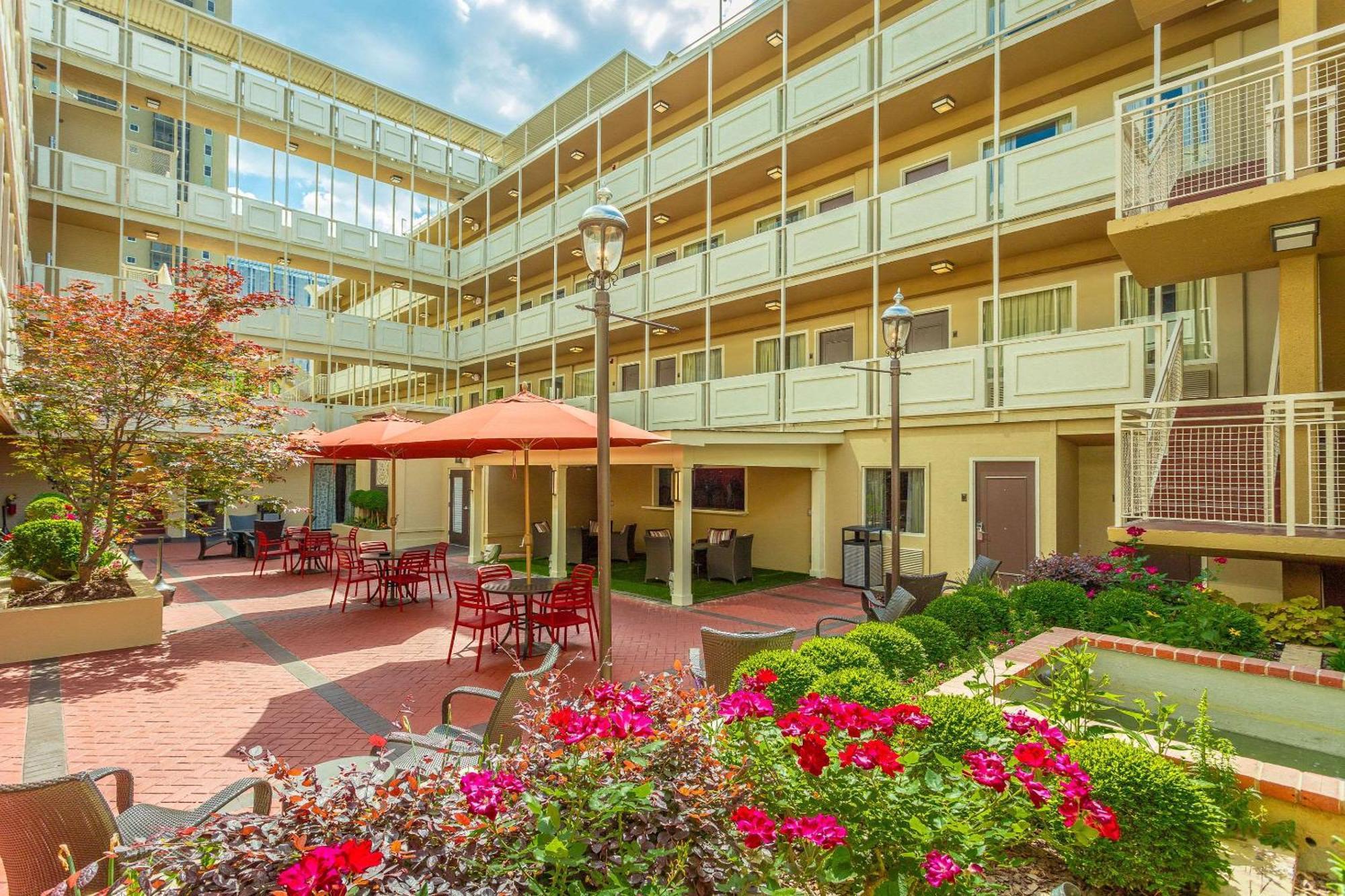Inn At The Peachtrees, Ascend Hotel Collection Atlanta Eksteriør bilde